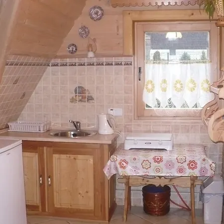 Pokoje Goscinne U Haliny *